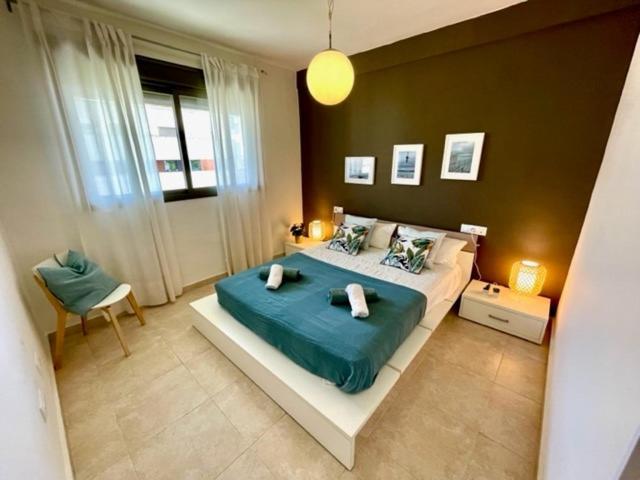 Gatu Premium Racimo, Terraza, Piscina, Aire Ac, Wifi Y Parking " Preferente Mayores De 25 Anos Y Familias " El Puerto de Santa María Exterior foto