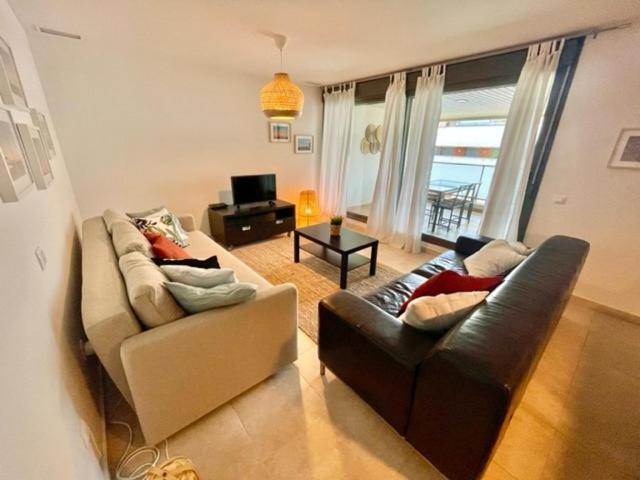 Gatu Premium Racimo, Terraza, Piscina, Aire Ac, Wifi Y Parking " Preferente Mayores De 25 Anos Y Familias " El Puerto de Santa María Exterior foto